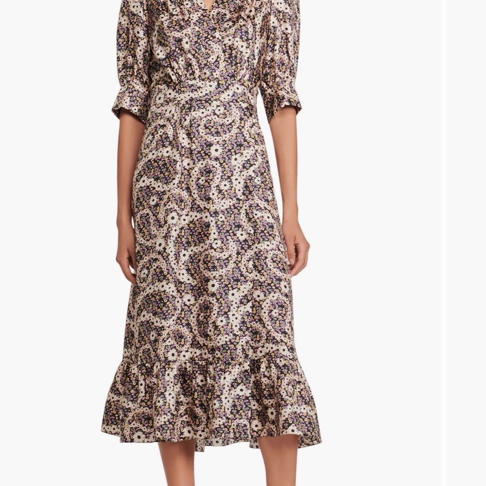 Chic Floral Midi Dress in Black and Cream